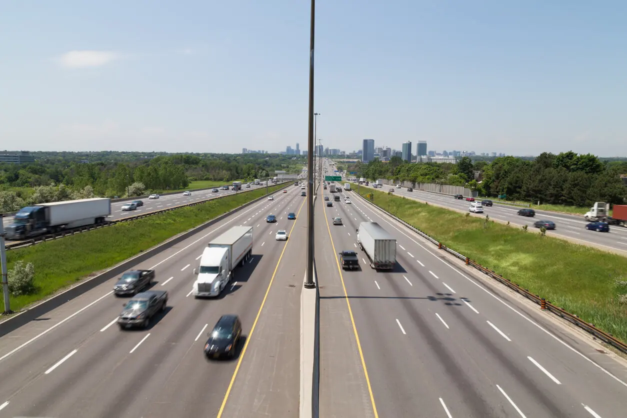 portion of Highway 401 in Toronto during the day