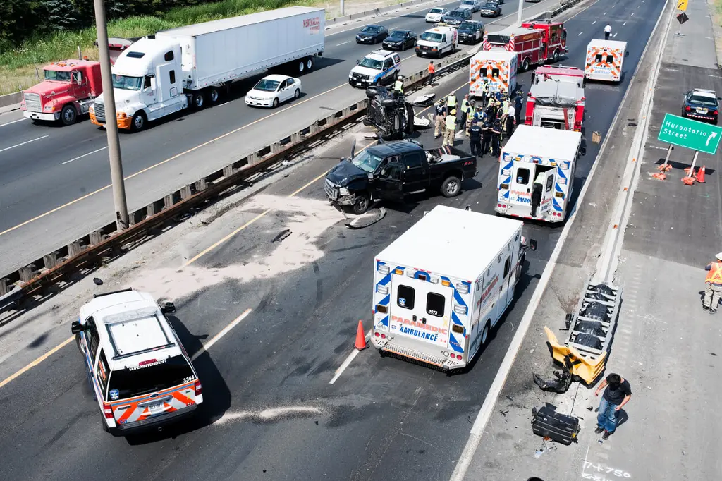 【中古】 Ｒ２ Ｔｒａｆｆｉｃ　ａｃｃｉｄｅｎｔｓ　ｆｉｌｅ １/集英社/樹崎聖 中古】 R2 Traffic accidents file 1 (ジャンプ・コミックス